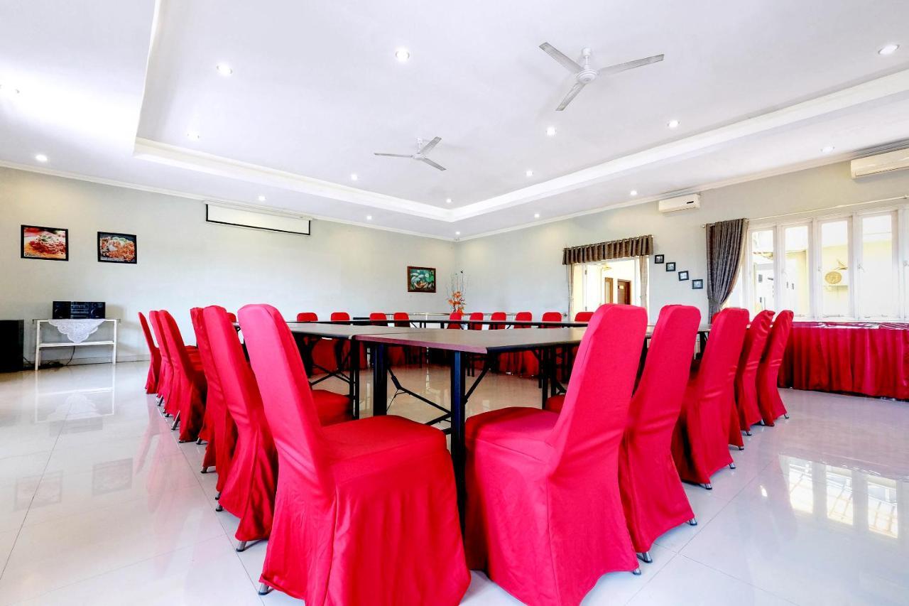 Reddoorz Plus @ Hotel Star 88 Tugu Exterior photo